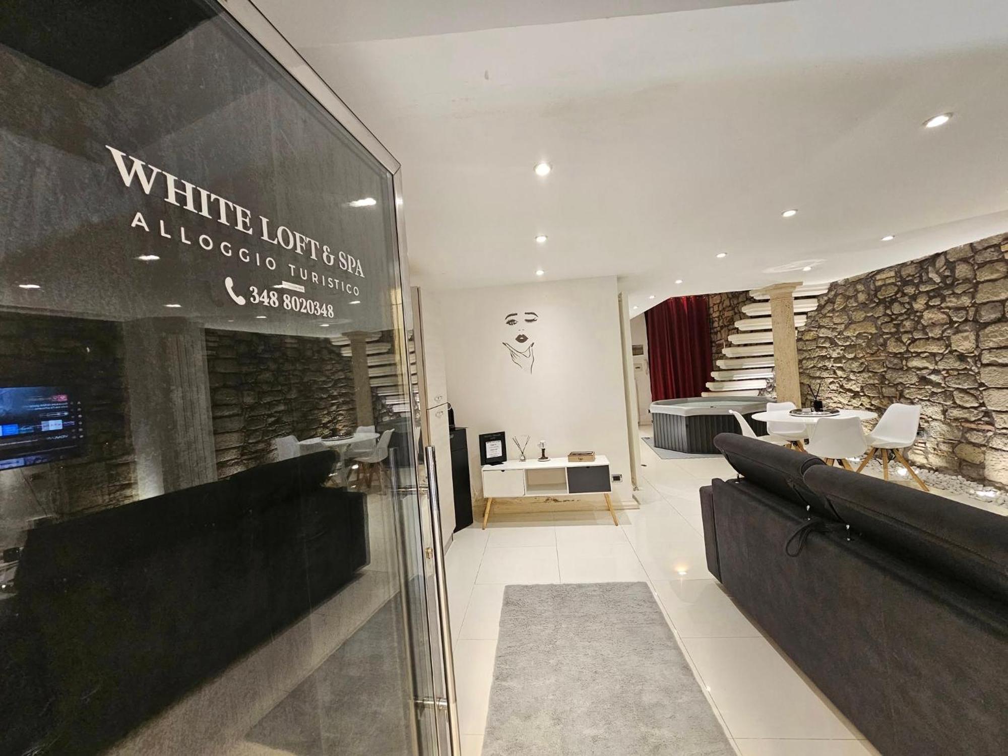 White Loft & Spa ヴィテルボ エクステリア 写真